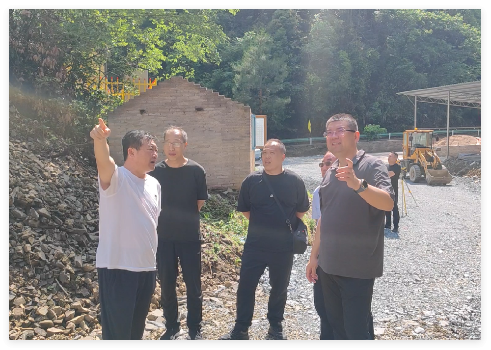 招金集團(tuán)領(lǐng)導(dǎo)深入貴州興達(dá)礦業(yè)一線檢查指導(dǎo)工作